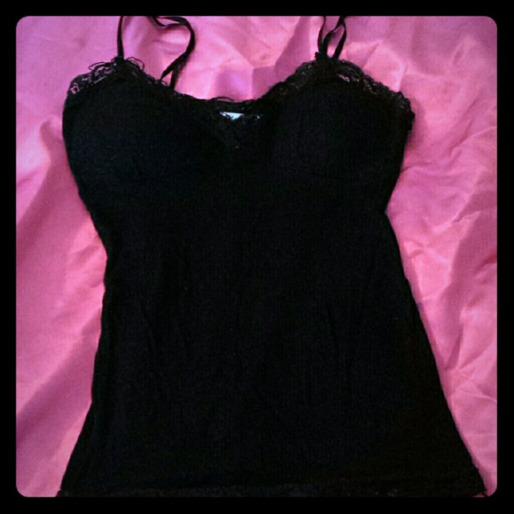 ❌SOLD❌URBAN BEHAVIOR BLACK LACED CAMI