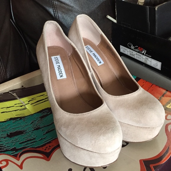 Steve Madden heels. - Picture 1 of 3