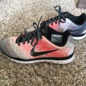 Nike 5.0 tennis shoes