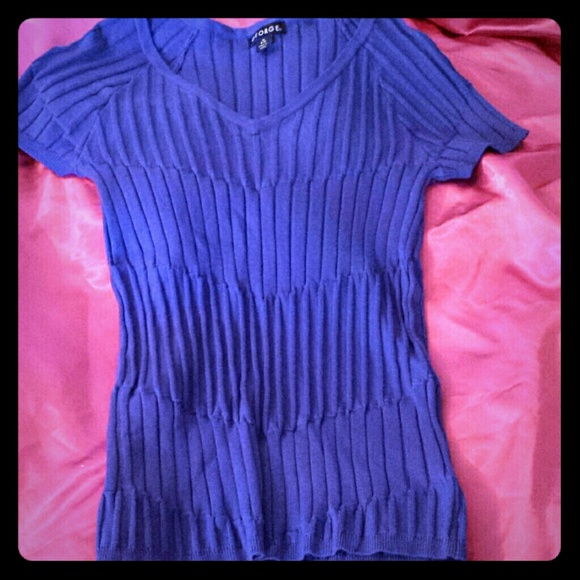 ❌SOLD❌SHORT SLEEVED RIBBED TEE