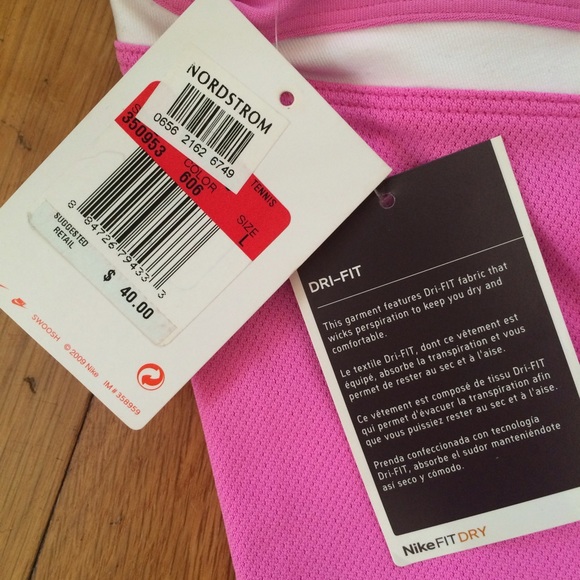 ❌SOLD❌ NWT Nike FIT Dry Pink & White Workout Tank - Picture 4 of 4