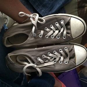 Grey converse