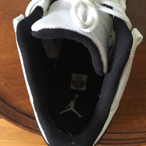 JORDAN RETRO 11 CONCORD - Picture 2 of 4