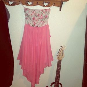 Strapless dress