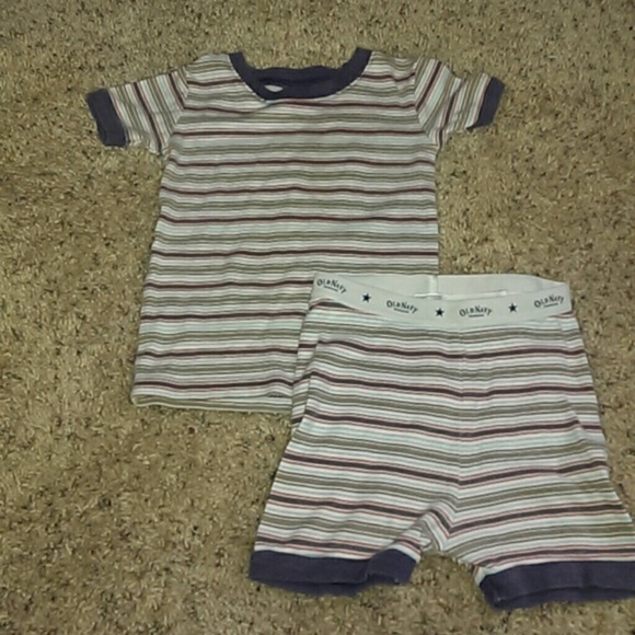 2 pair Old Navy pj's for toddler for BELLALADY