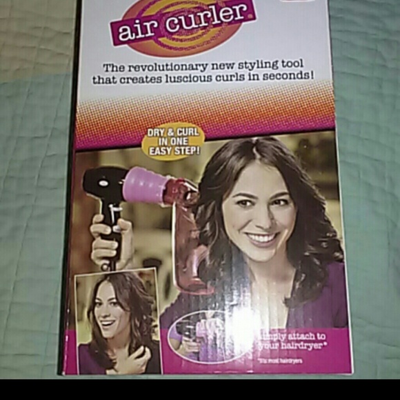 Curl your Hair with your Blowdryer