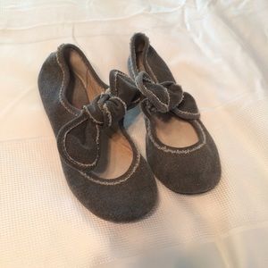 Bow flat shoes