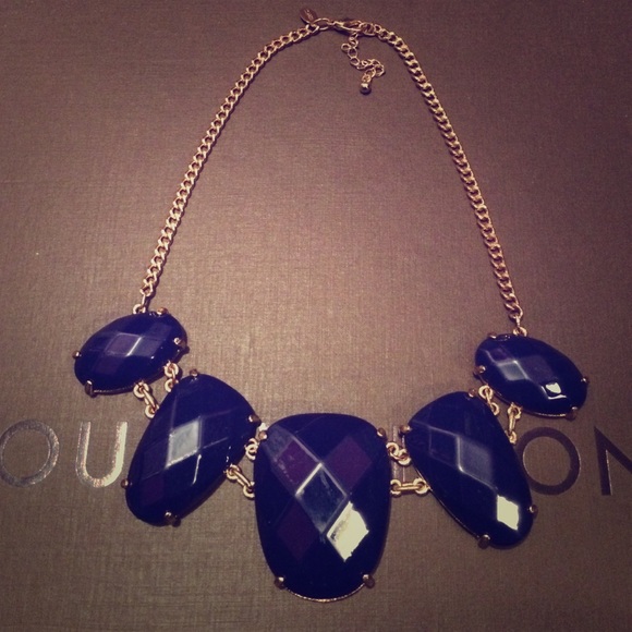 Express Jewelry - Statement Neckace