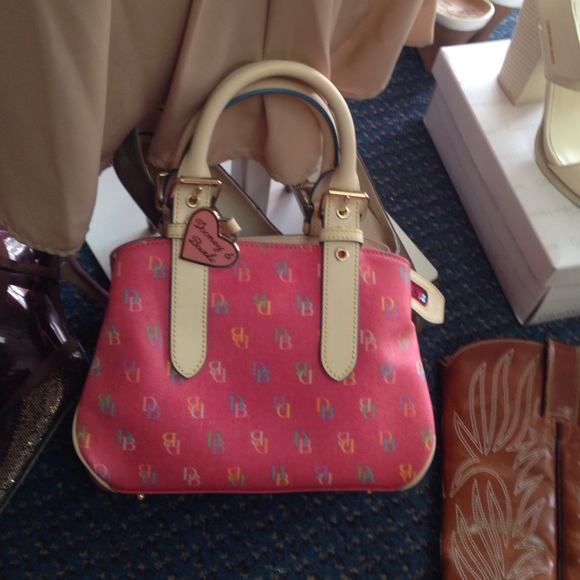 Dooney and Bourke inspired bag - Picture 3 of 4