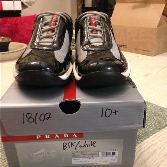 Prada America cups