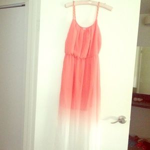 Really pretty ombré dress.