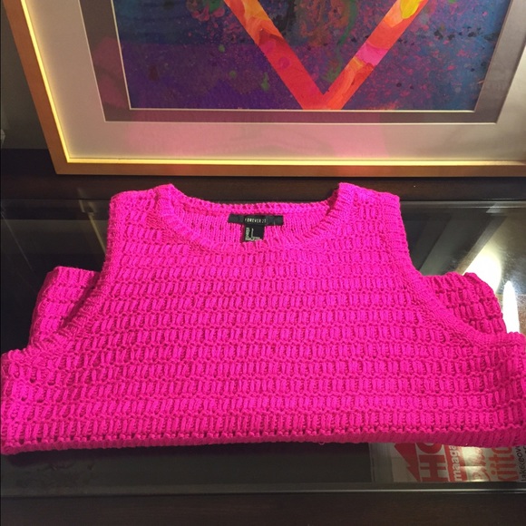SOLD - FOREVER21 Crop Sweater - Picture 2 of 3