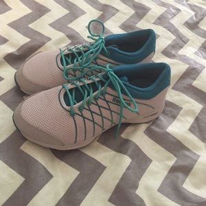 Reebok easy tone 5.5 teal and white