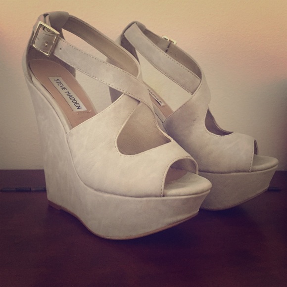 Steve Madden Xternal Wedge
