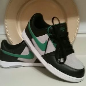 Boys sneakers never worn