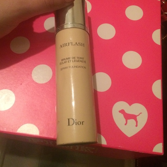 Dior airflash foundation