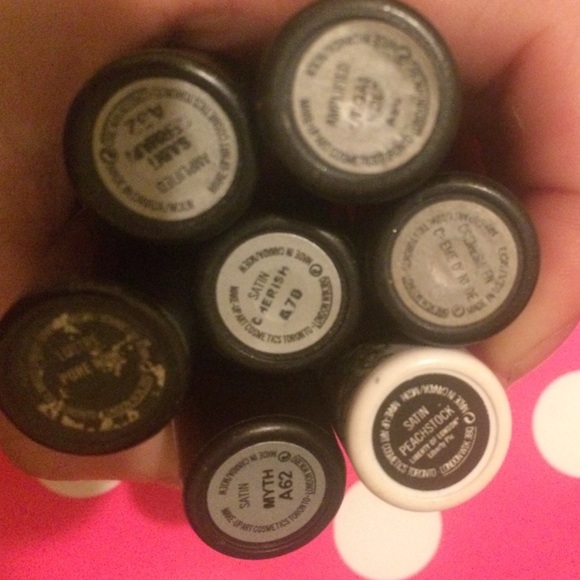 Mac lip stick - Picture 3 of 4