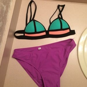 NWOT colorful bathing suit