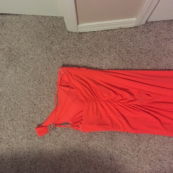 Ig nite evenings dress by Carol Lin - Picture 3 of 4