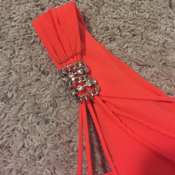 Ig nite evenings dress by Carol Lin - Picture 4 of 4