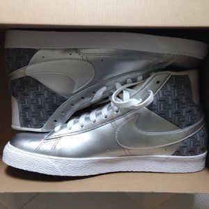 NIKE blazer shoes