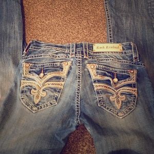 Rock revivals size 29