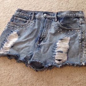High wasted denim shorts