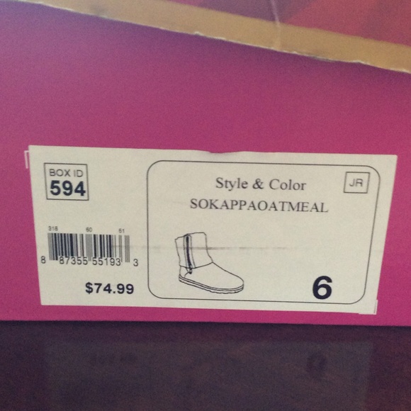 ❌SOLD❌ NWOT Two way wear knit boots - Picture 2 of 4