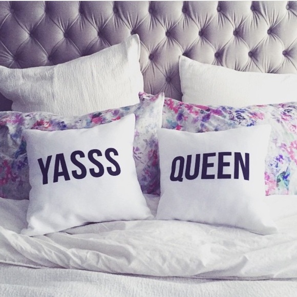 Yasss Queen Pillow Cases!
