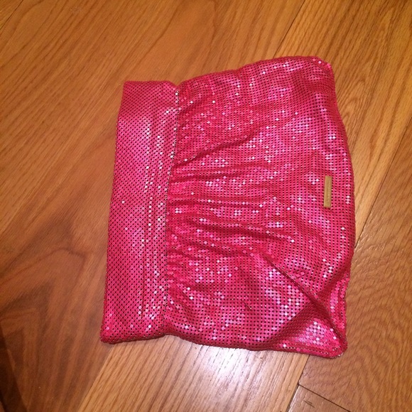 BCBG metallic pink clutch - Picture 3 of 3