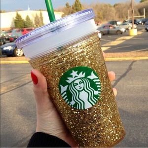 Starbucks glitz Tumblrs