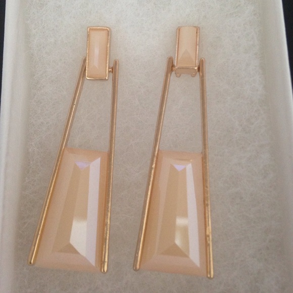 Drop earrings