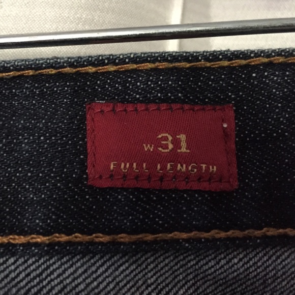 Jeans - Picture 2 of 3