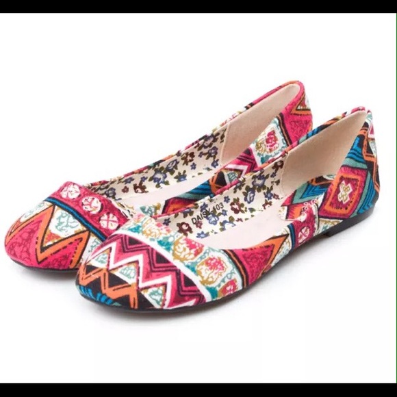 NEW pink orange tribal boho flats / shoes 8.5