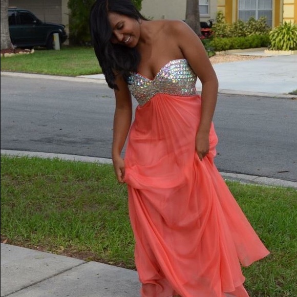 La femme prom dress