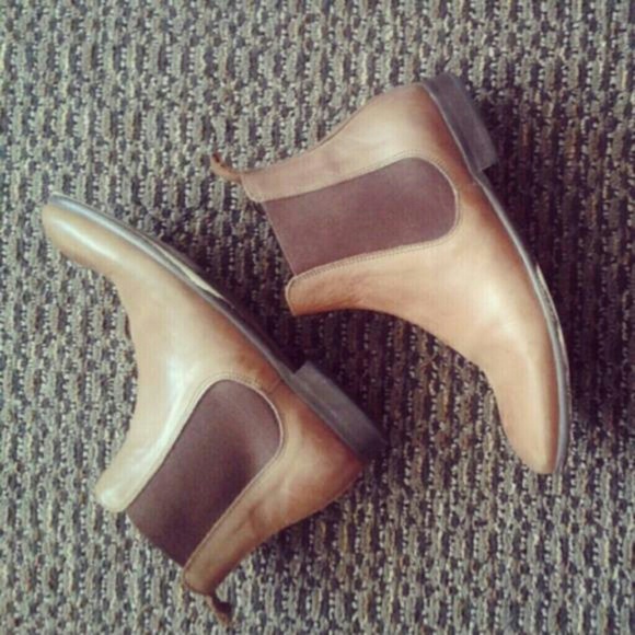Genuine leather brown chelsea boot