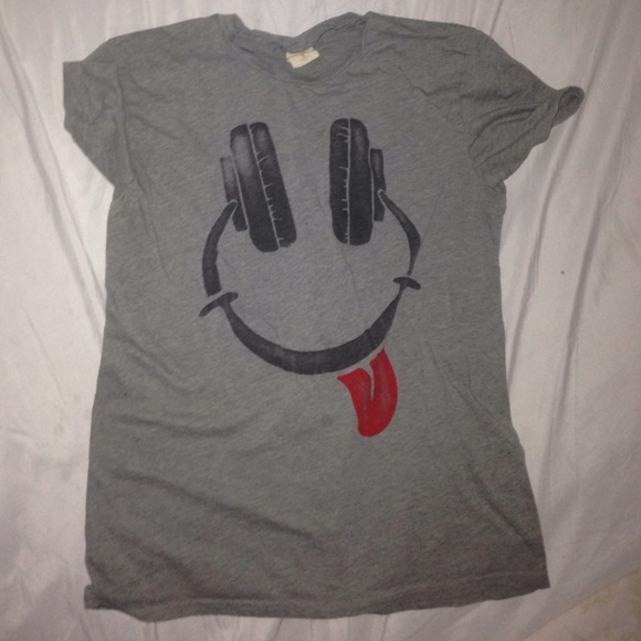 Hollister headphone shirt