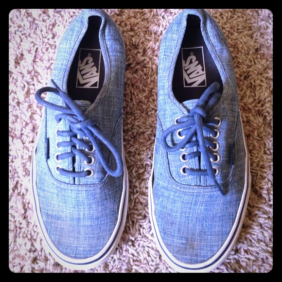 ONLY WORN ONCE!!:) (women size 8.5, men size 7 )