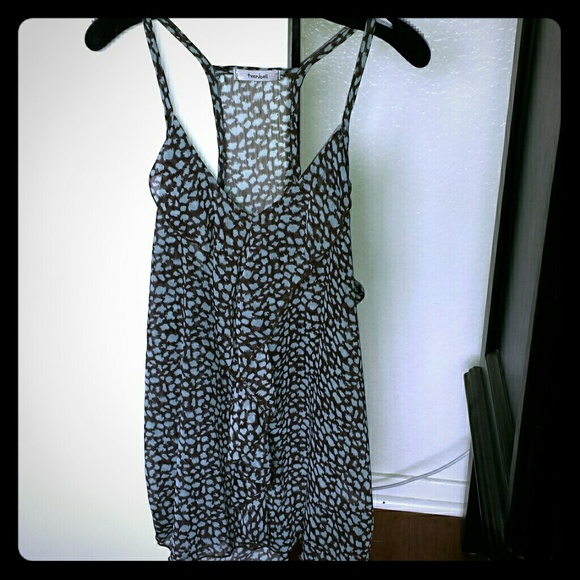 Blue spotted print top