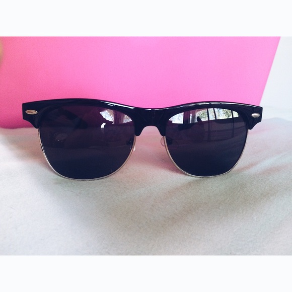 Trendy sunglasses
