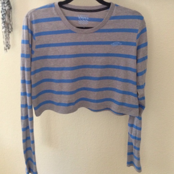 Long Sleeve Crop Top. fits any size, brand new