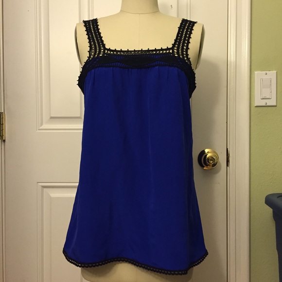 Diane Samandi blue silk top with crochet trim
