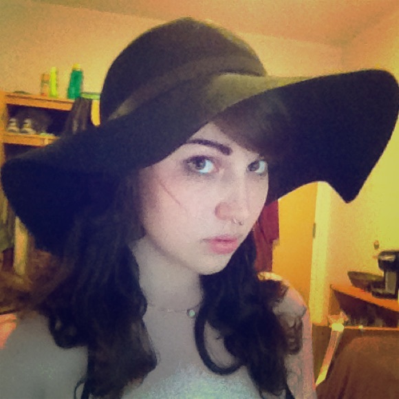 Floppy black hat