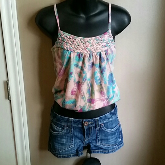 Day trip colorful top