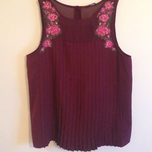 American Eagle Outfitters Maroon Tank