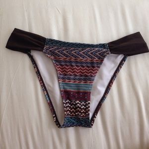 🚫Traded🚫O'neill tab side bikini bottoms