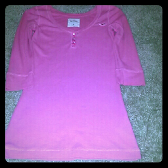 Hollister shirt