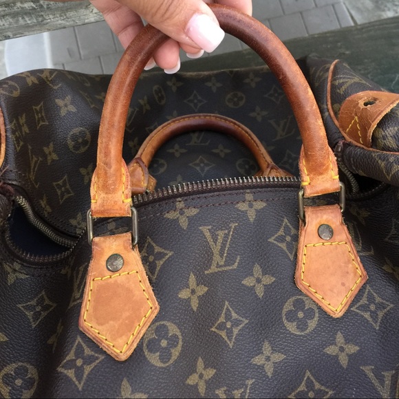 ❌SOLD❌ Authentic Lv speedy 40 - Picture 4 of 4