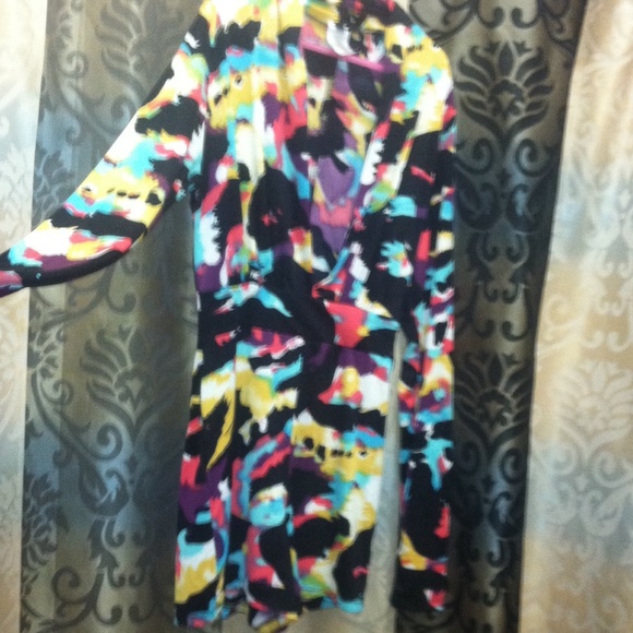 Colorful romper, like new
