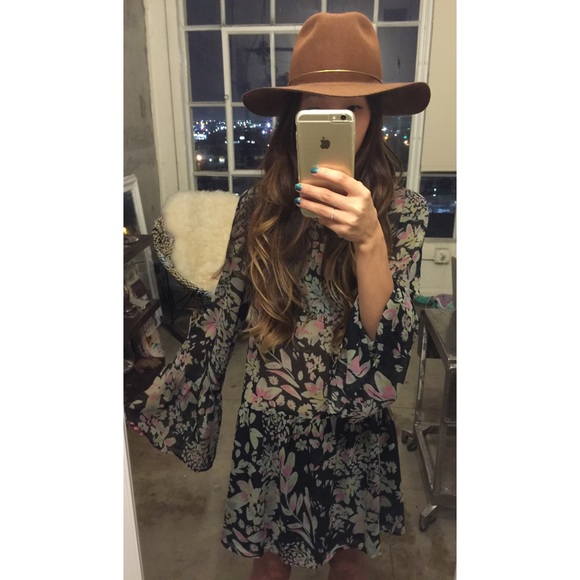 for love and lemons | dolled up floral dress - Picture 4 of 4